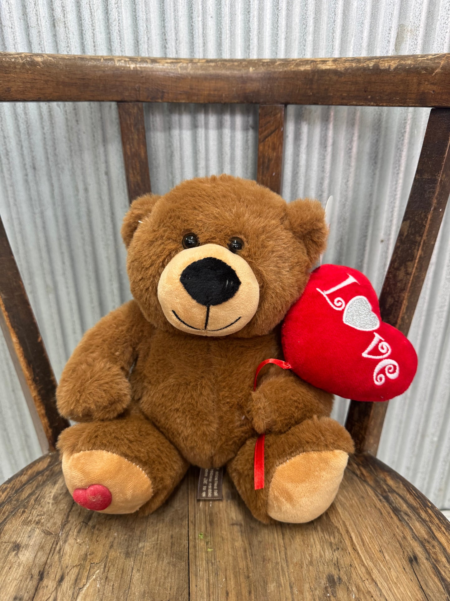 medium "I love you" heart bear